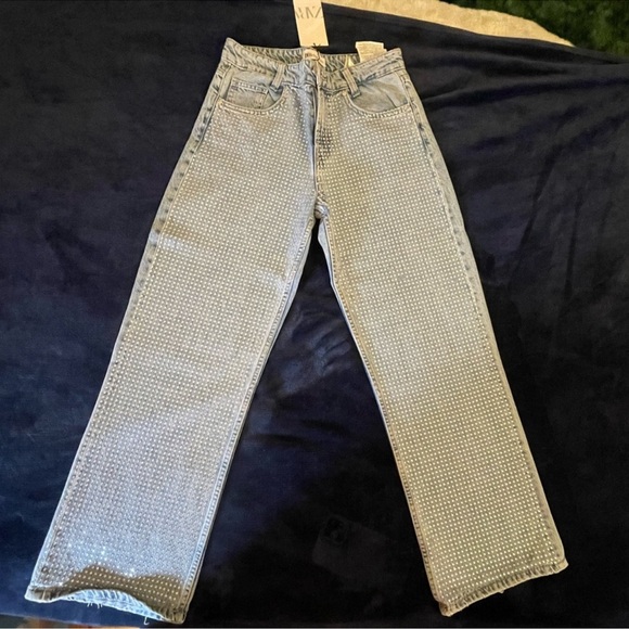 Zara Rihneston Set - Picture 9 of 9